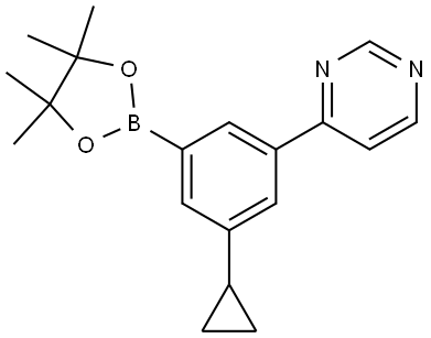 4-(3-cyclopropyl-5-(4,4,5,5-tetramethyl-1,3,2-dioxaborolan-2-yl)phenyl)pyrimidine Struktur