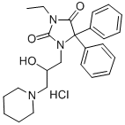 2,4-Imidazolidinedione, 5,5-diphenyl-3-ethyl-1-(2-hydroxy-3-(1-piperid inyl)propyl)-, monohydrochloride Struktur