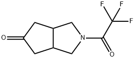 2-(2,2,2-Trifluoro-acetyl)-hexahydro-cyclopenta[c]pyrrol-5-one Struktur