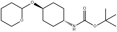 trans-[2-(4-tert-Butyloxycarbonylamino)cyclohexyloxy]tetrahydro-2H-pyran Struktur