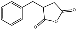 BENZYL BUTANEDIOIC ACID ANHYDRIDE Struktur