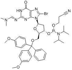 8-BROMO-5'-O-(4,4'-DIMETHOXYTRITYL)-N2-DIMETHYLAMINOMETHYLENE-2'-DEOXYGUANOSINE, 3'-[(2-CYANOETHYL)-(N,N-DIISOPROPYL)]PHOSPHORAMIDITE Struktur