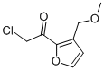 Ethanone, 2-chloro-1-[3-(methoxymethyl)-2-furanyl]- (9CI) Struktur