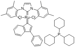 TRICYCLOHEXYLPHOSPHINE[1,3-BIS(2,4,6-TRIMETHYLPHENYL)IMIDAZOL-2-YLIDENE][3-PHENYL-1H-INDEN-1-YLIDENE]RUTHENIUM (II) DICHLORIDE Struktur