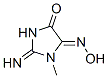 1-Methyl-2-imino-5-(hydroxyimino)imidazolidine-4-one Struktur