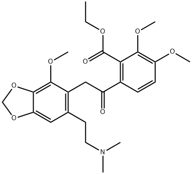 ethyl 6-[[6-[2-(dimethylamino)ethyl]-4-methoxy-1,3-benzodioxol-5-yl]acetyl]-2,3-dimethoxybenzoate Struktur