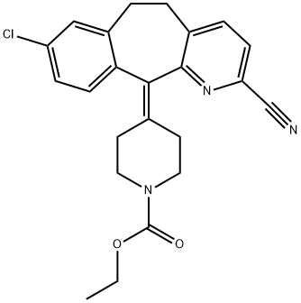 4-(8-Chloro-2-cyano-5,6-dihydro-11H-benzo[5,6]cyclohepta[1,2-b]pyridin-11-ylidene)-1-piperidinecarboxylic Acid Ethyl Ester Struktur