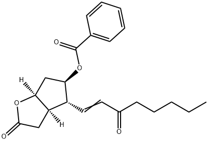 (3aR,4R,5R,6aS)-5-(Benzoyloxy)hexahydro-4-(3-oxo-1-octen-1-yl)-2H-cyclopenta[b]furan-2-one Struktur