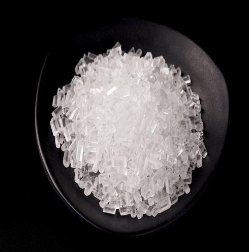 Sodium thiosulfate pentahydrate.jpg