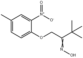 3,3-DIMETHYL-1-(4-METHYL-2-NITROPHENOXY)-2-BUTANONE OXIME Struktur