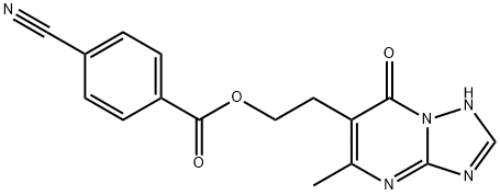 2-(5-METHYL-7-OXO-4,7-DIHYDRO[1,2,4]TRIAZOLO[1,5-A]PYRIMIDIN-6-YL)ETHYL 4-CYANOBENZENECARBOXYLATE Struktur