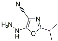 5-HYDRAZINO-2-ISOPROPYL-OXAZOLE-4-CARBONITRILE Struktur