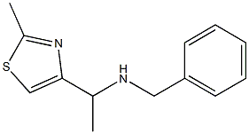 BENZYL-[1-(2-METHYL-THIAZOL-4-YL)-ETHYL]-AMINE Struktur