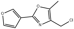 4-CHLOROMETHYL-5-METHYL-2-(FURAN-3-YL)OXAZOLE Struktur