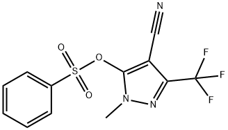 4-CYANO-1-METHYL-3-(TRIFLUOROMETHYL)-1H-PYRAZOL-5-YL BENZENESULFONATE Struktur